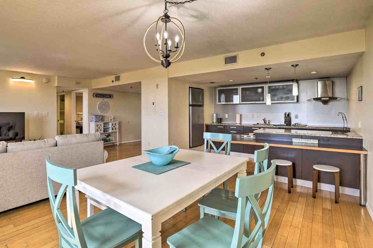 701 S Madison Ave #1545916P - Photo 4 of 19