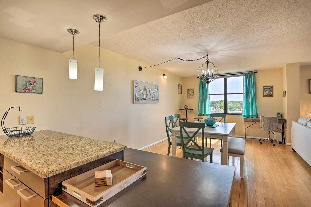 701 S Madison Ave #1545916P - Photo 7 of 19