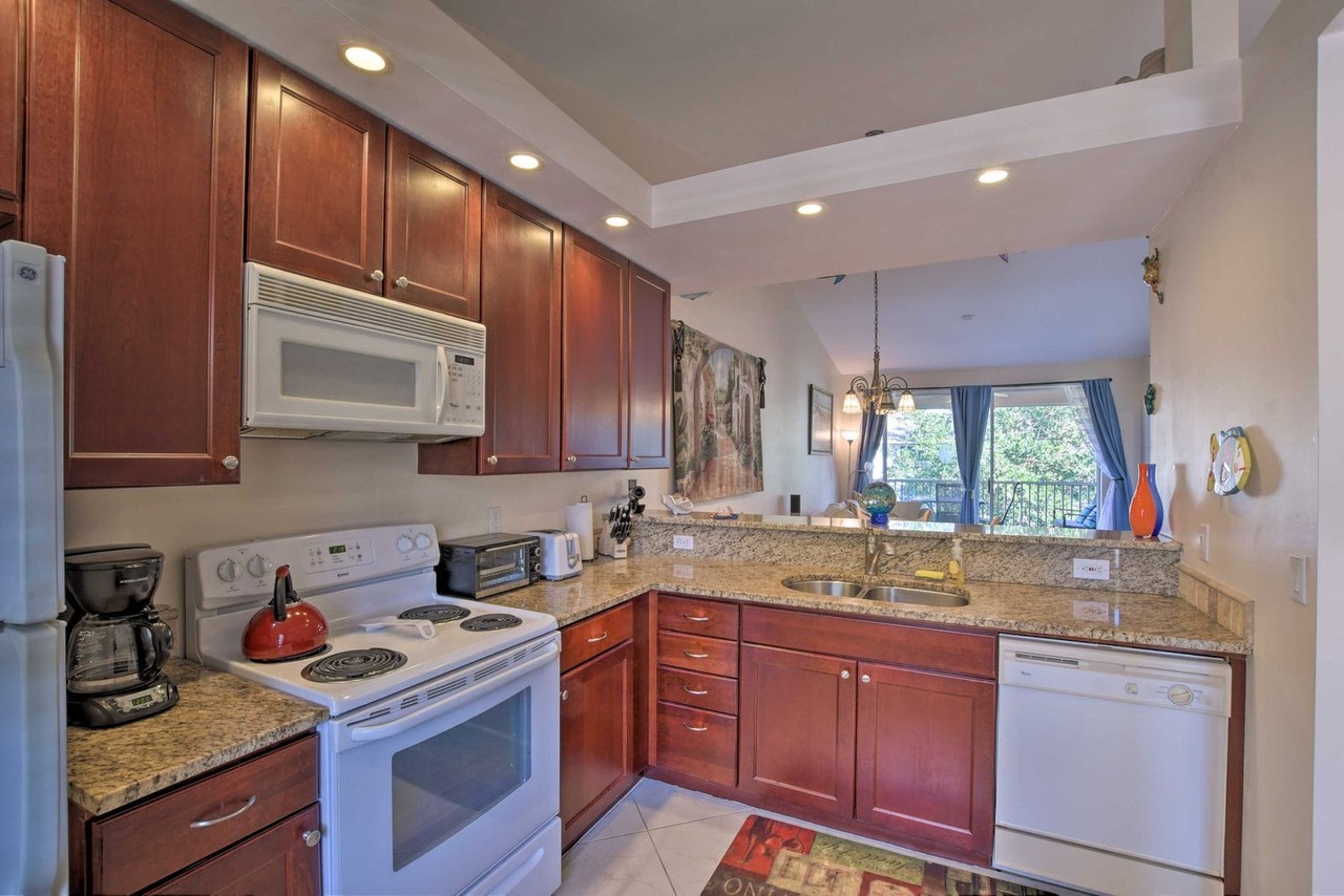 5293 Dixie Dr #1546039P - Photo 6 of 20