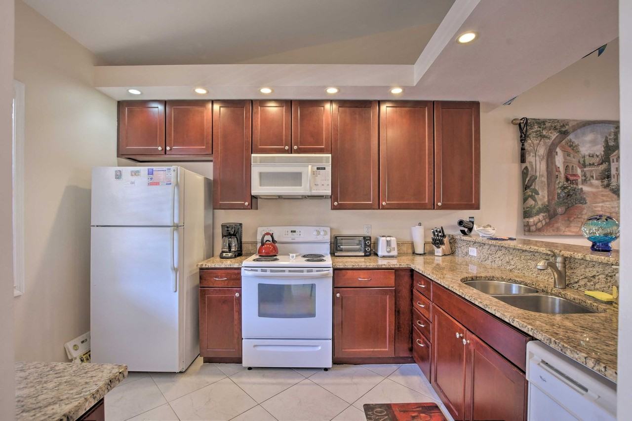 5293 Dixie Dr #1546039P - Photo 7 of 20