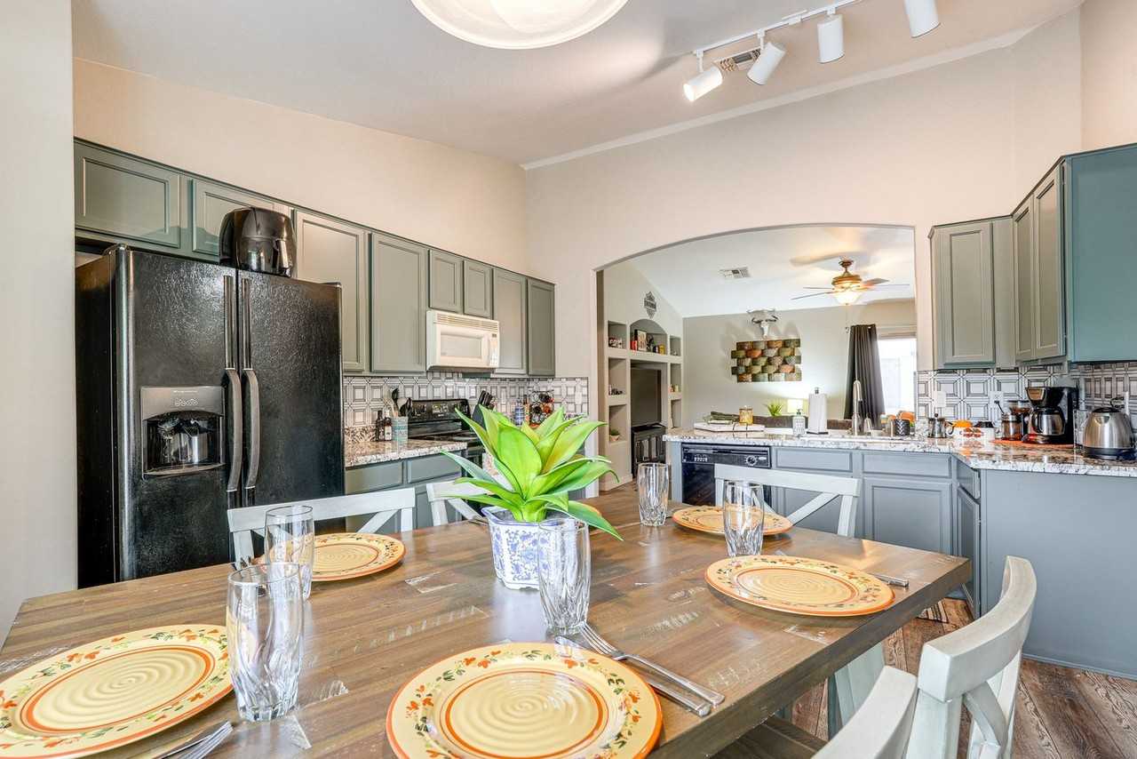 2125 W Goldmine Mountain Dr #1546392P - Photo 4 of 21