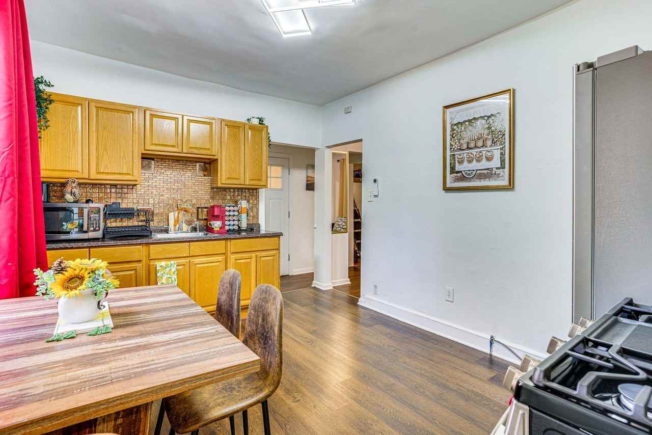 15 Green Ct #1546250P - Photo 5 of 16