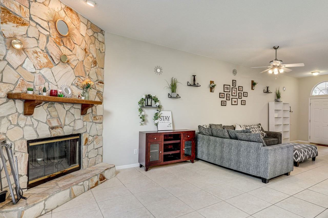 3812 Tallcott Dr #1546383P - Photo 3 of 17