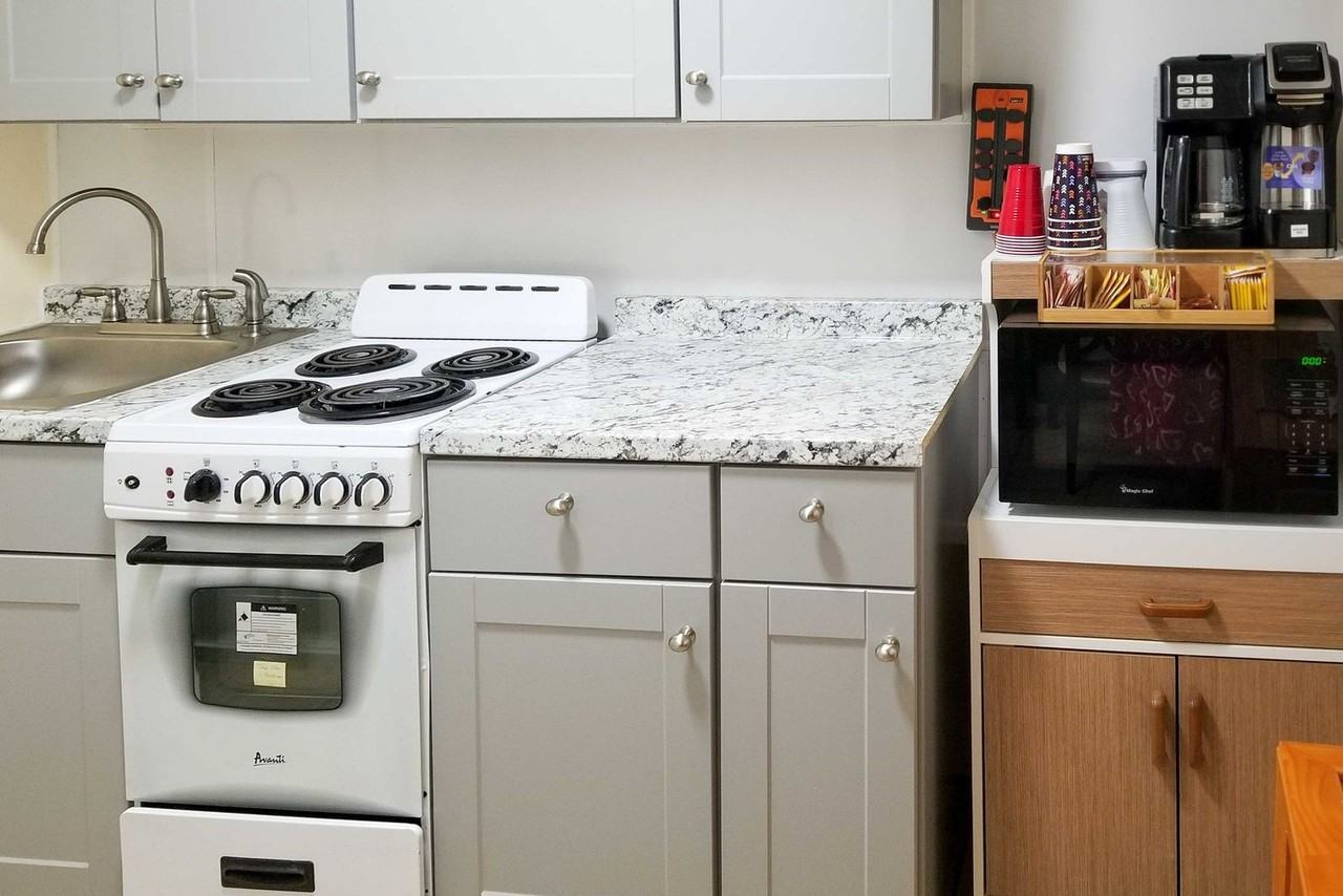 52 Lewis Pkwy #1545731P - Photo 4 of 18
