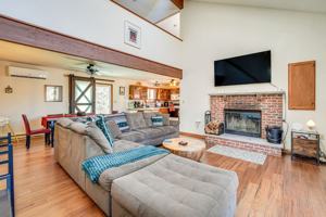 featured image of 5317 Woodbridge Dr E