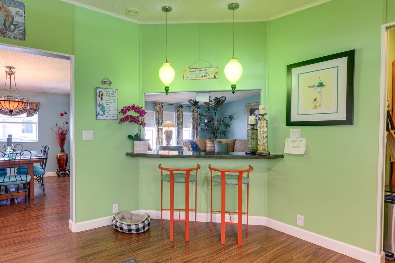 274 Riverwood Rd #1546056P - Photo 6 of 13