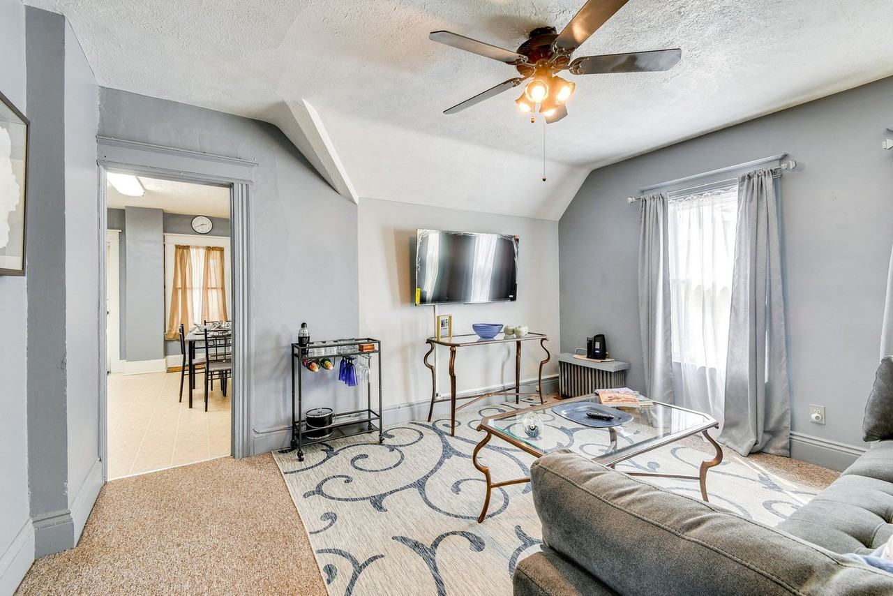 71 Sanford St #1546304P - Photo 4 of 17
