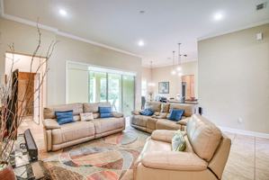 featured image of 1 Slate Blue Pl