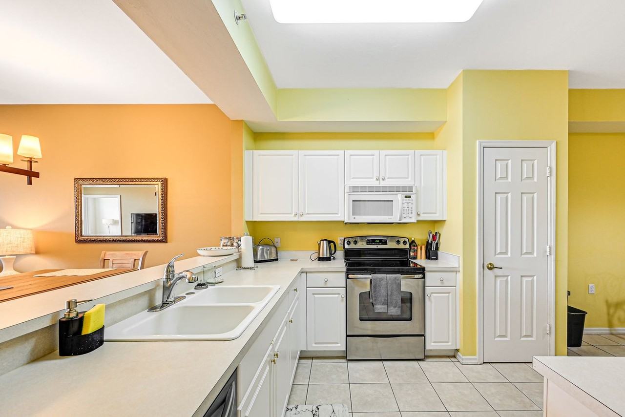3973 Bishopwood Ct E #1546214P - Photo 7 of 23