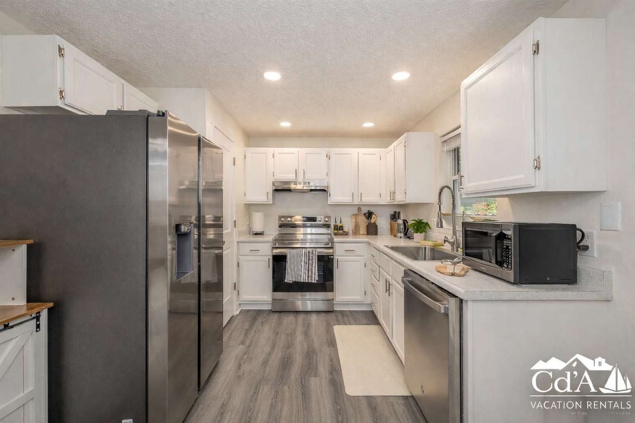 902 N 11th St #1542976P - Photo 3 of 14