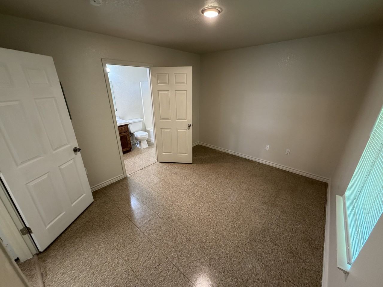 807 North 6th Street #A - Photo 6 of 13