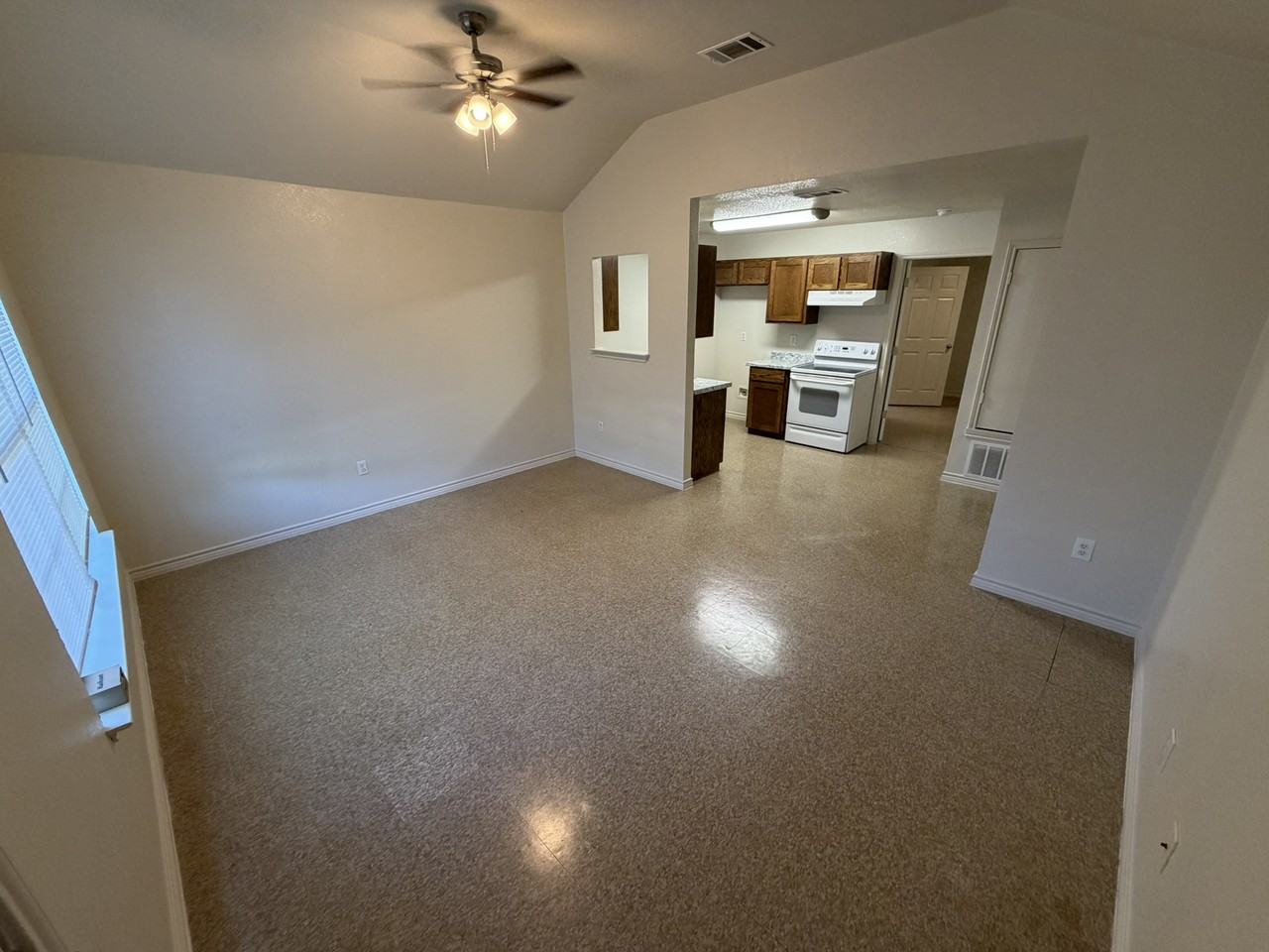 807 North 6th Street #A - Photo 4 of 13