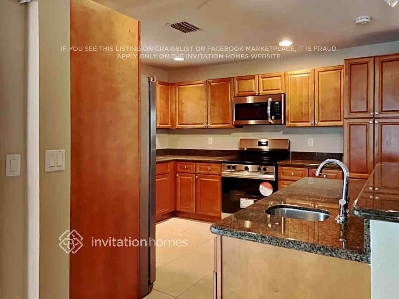 461 Ne 1st St #11 - Photo 7 of 20
