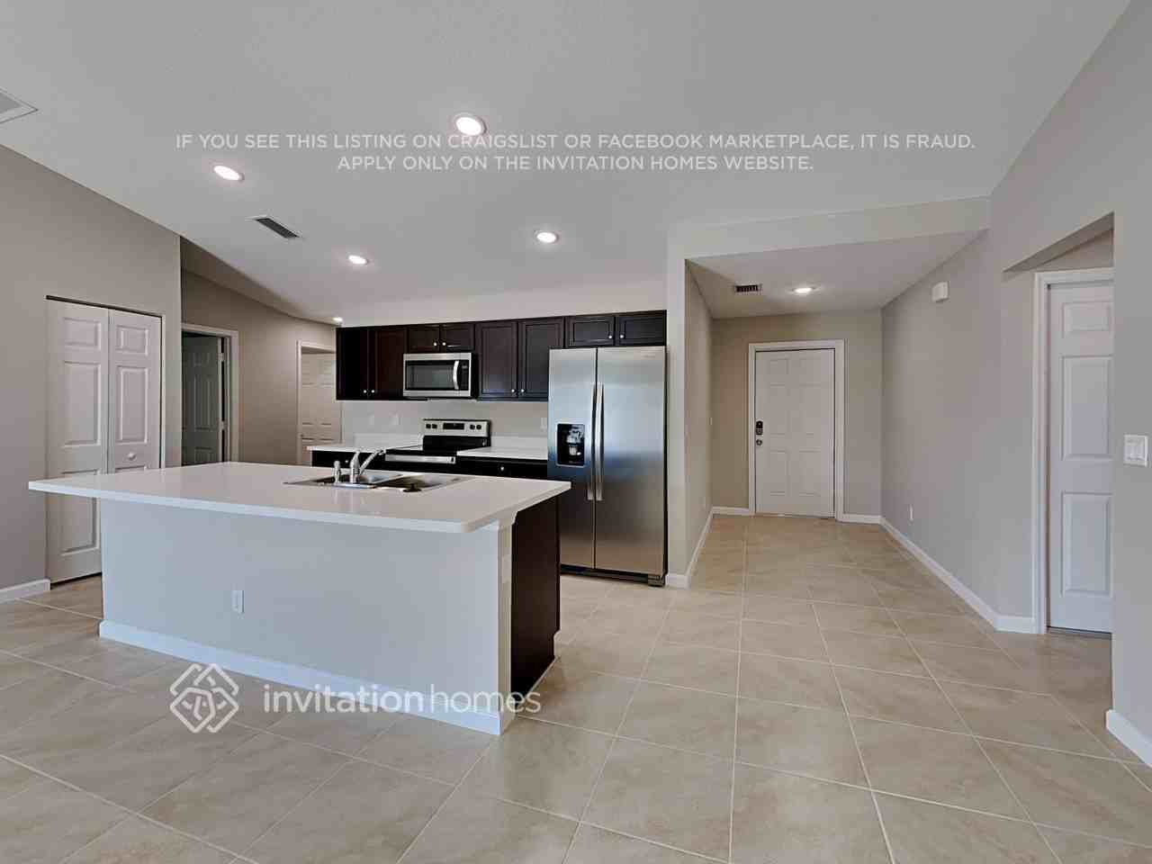 4666 Sw Cacao St - Photo 7 of 18