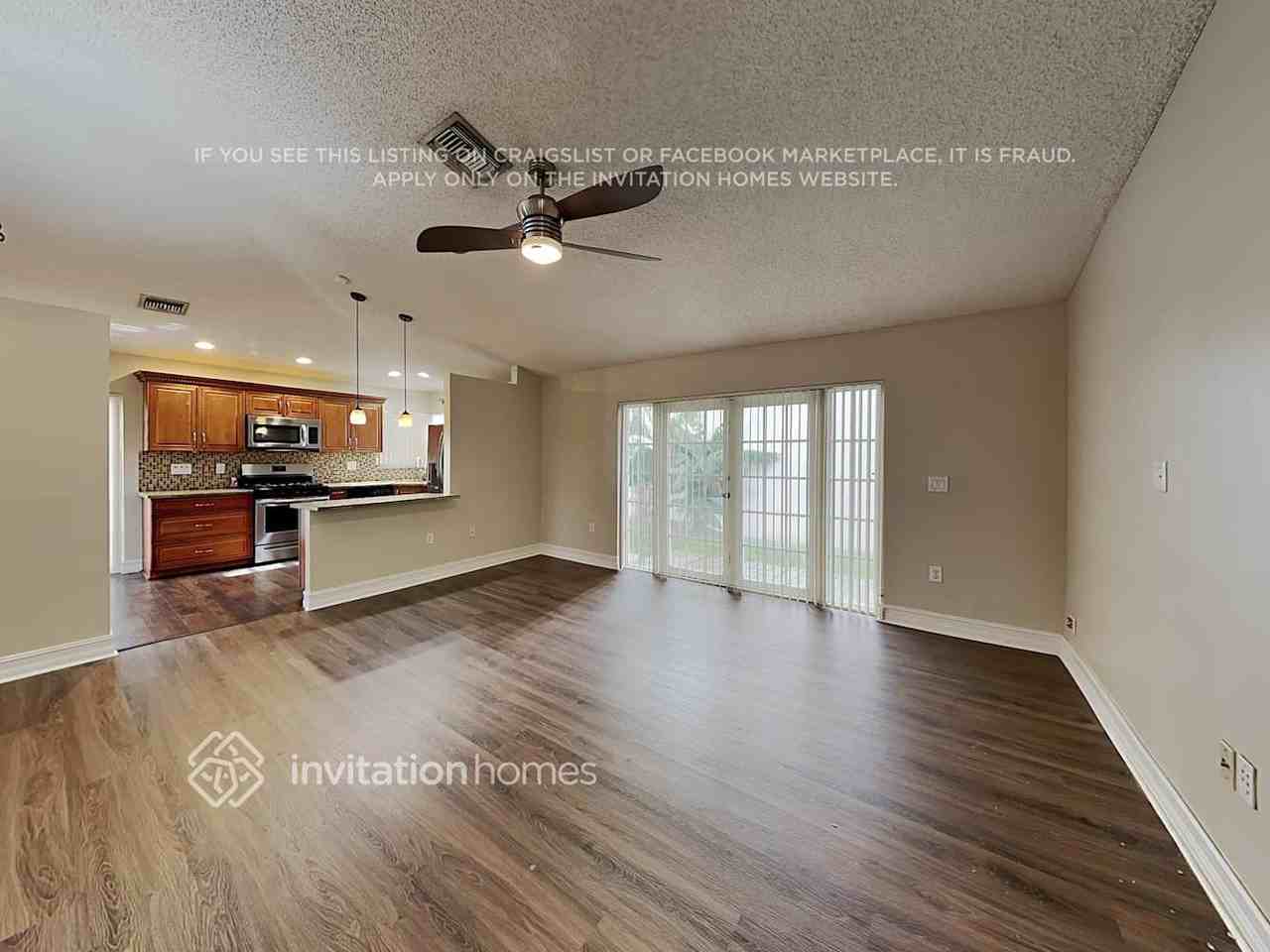 13528 Nw 5th Ct - Photo 3 of 18
