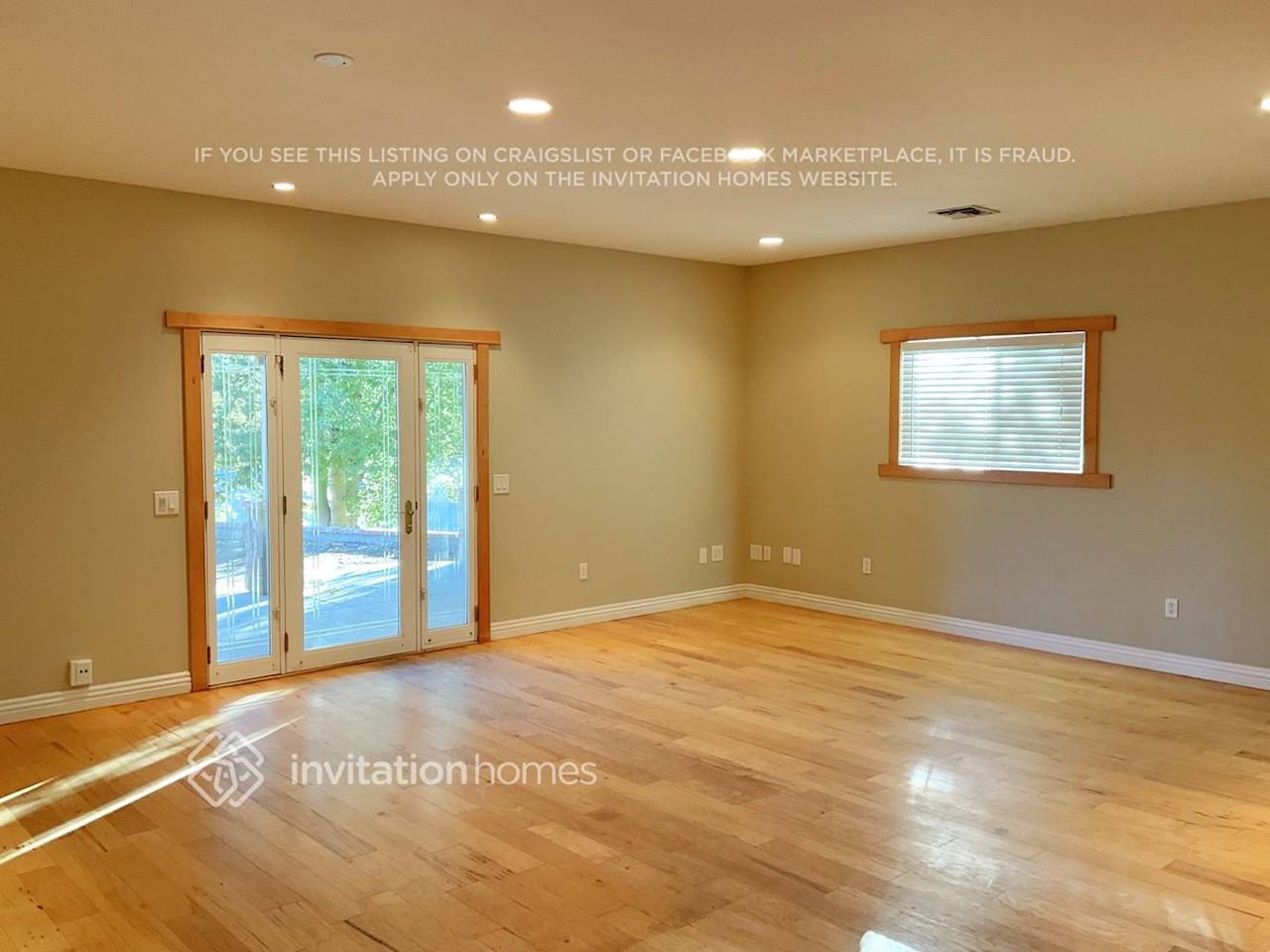 27837 Ridgegrove Dr - Photo 2 of 10