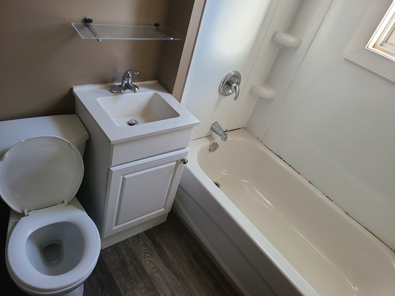 1574 Logan Ave #3 - Photo 2 of 10