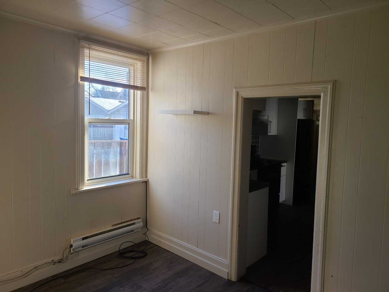 1574 Logan Ave #3 - Photo 6 of 10