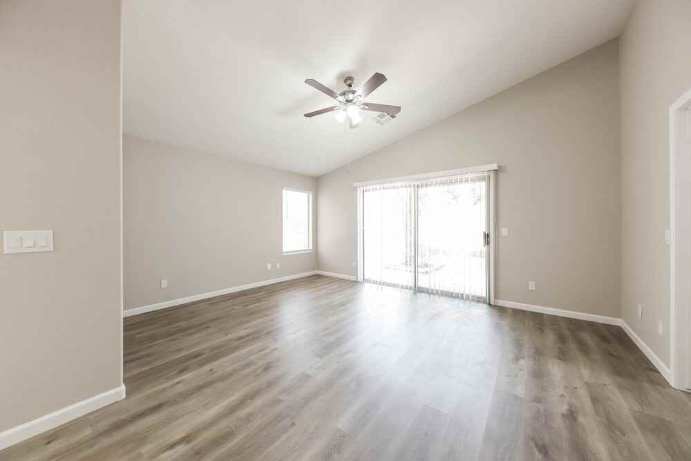 7418 W Lone Cactus Dr - Photo 7 of 16