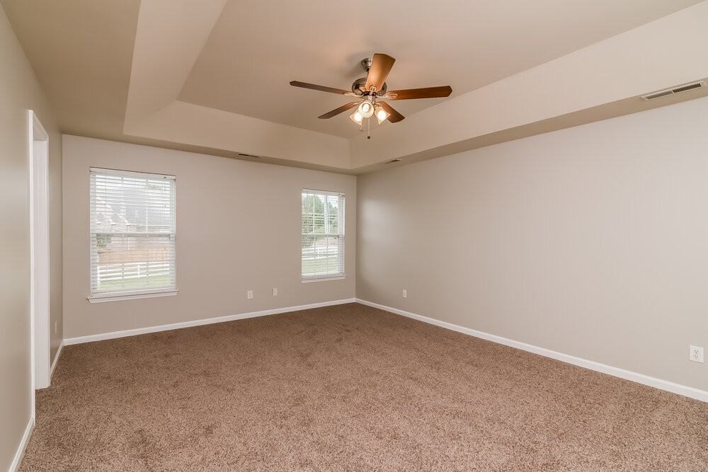2301 Leighton Way - Photo 6 of 16