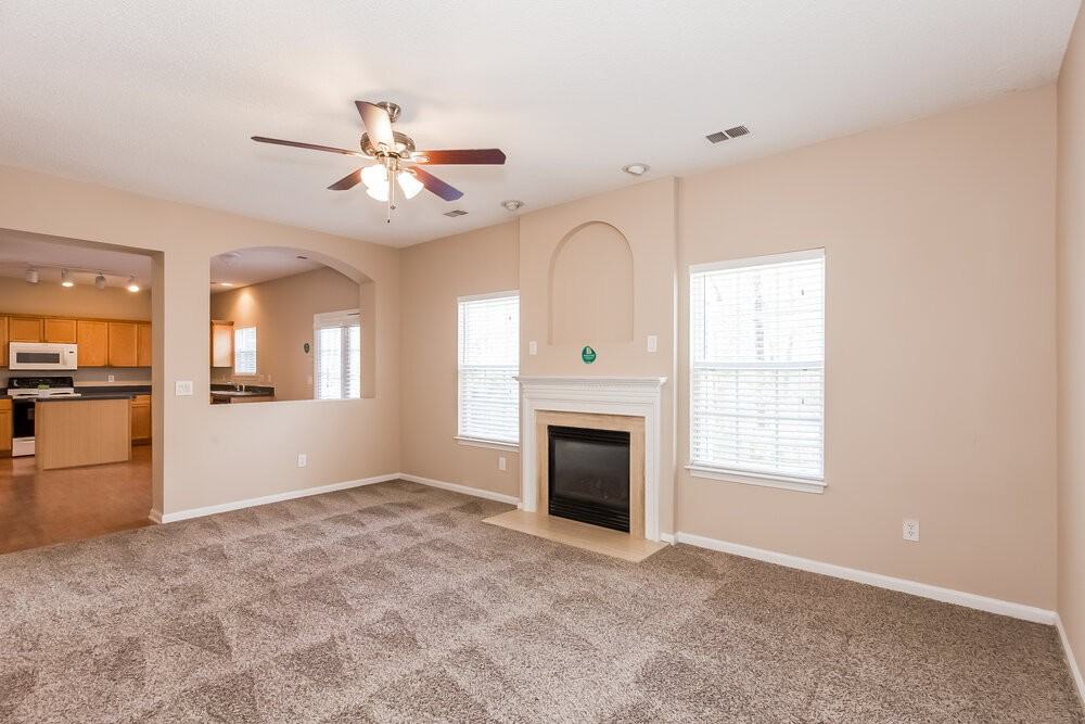 6839 Brachnell View Dr - Photo 4 of 17