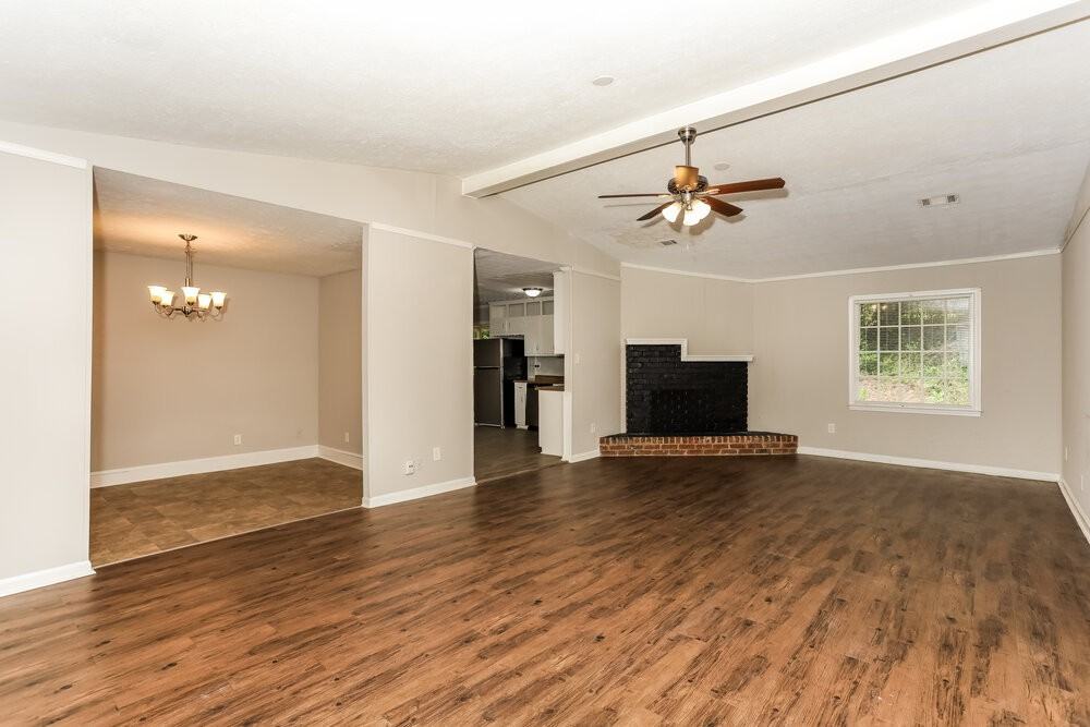 6206 Shallow Creek Ln - Photo 4 of 16