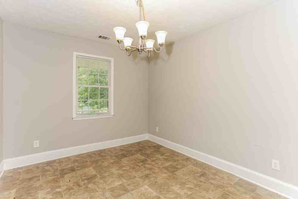 6206 Shallow Creek Ln - Photo 6 of 16