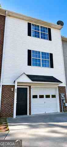 27 Corinth Rd #1 - Photo 3 of 25