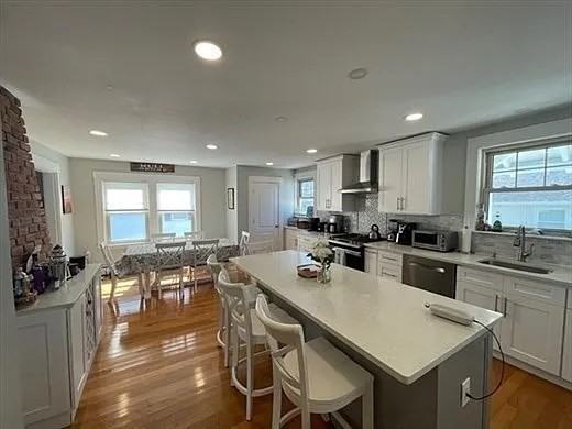 201 Samoset Avenue - Photo 2 of 22