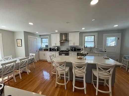 201 Samoset Avenue - Photo 3 of 22