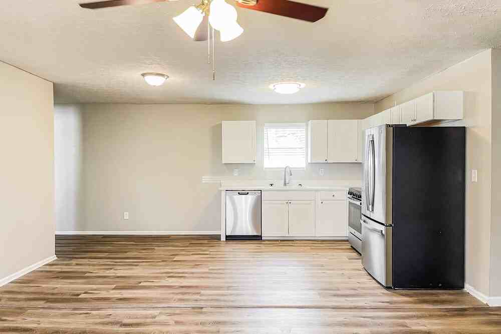 1425 Dillon Rd - Photo 4 of 16