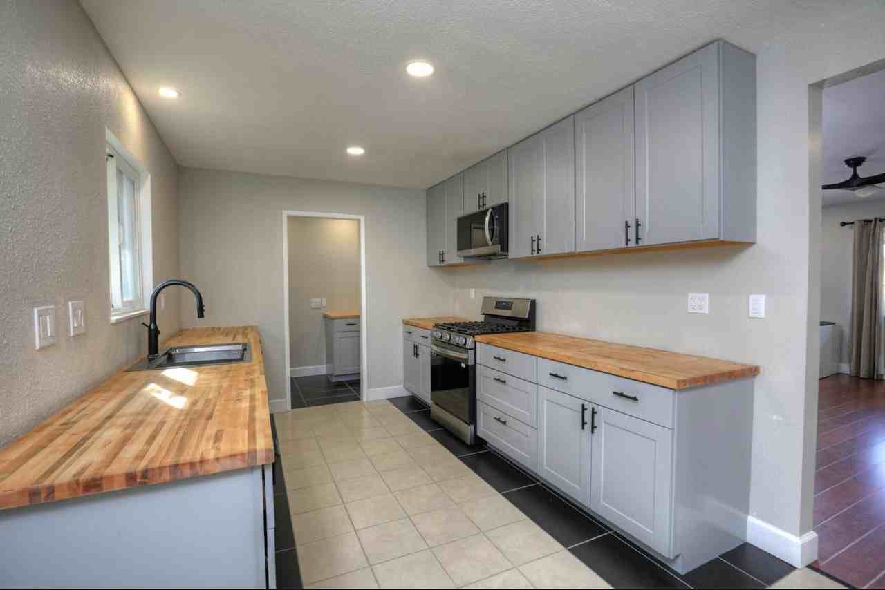 4632 Tajo Drive - Photo 7 of 7