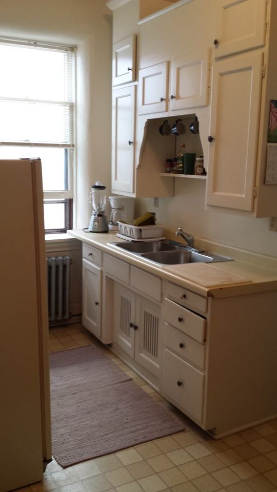 590 Holly Avenue - Photo 6 of 12