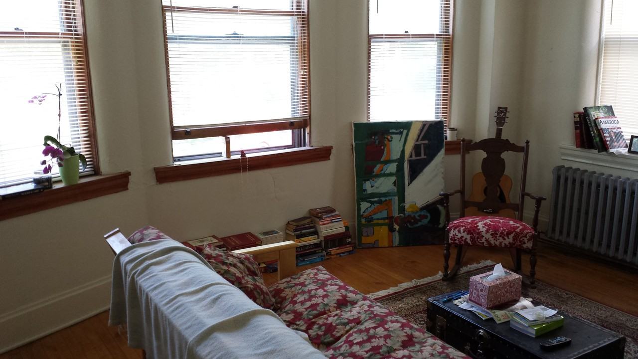590 Holly Avenue - Photo 7 of 12