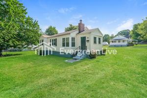 featured image of 2935 Trent St