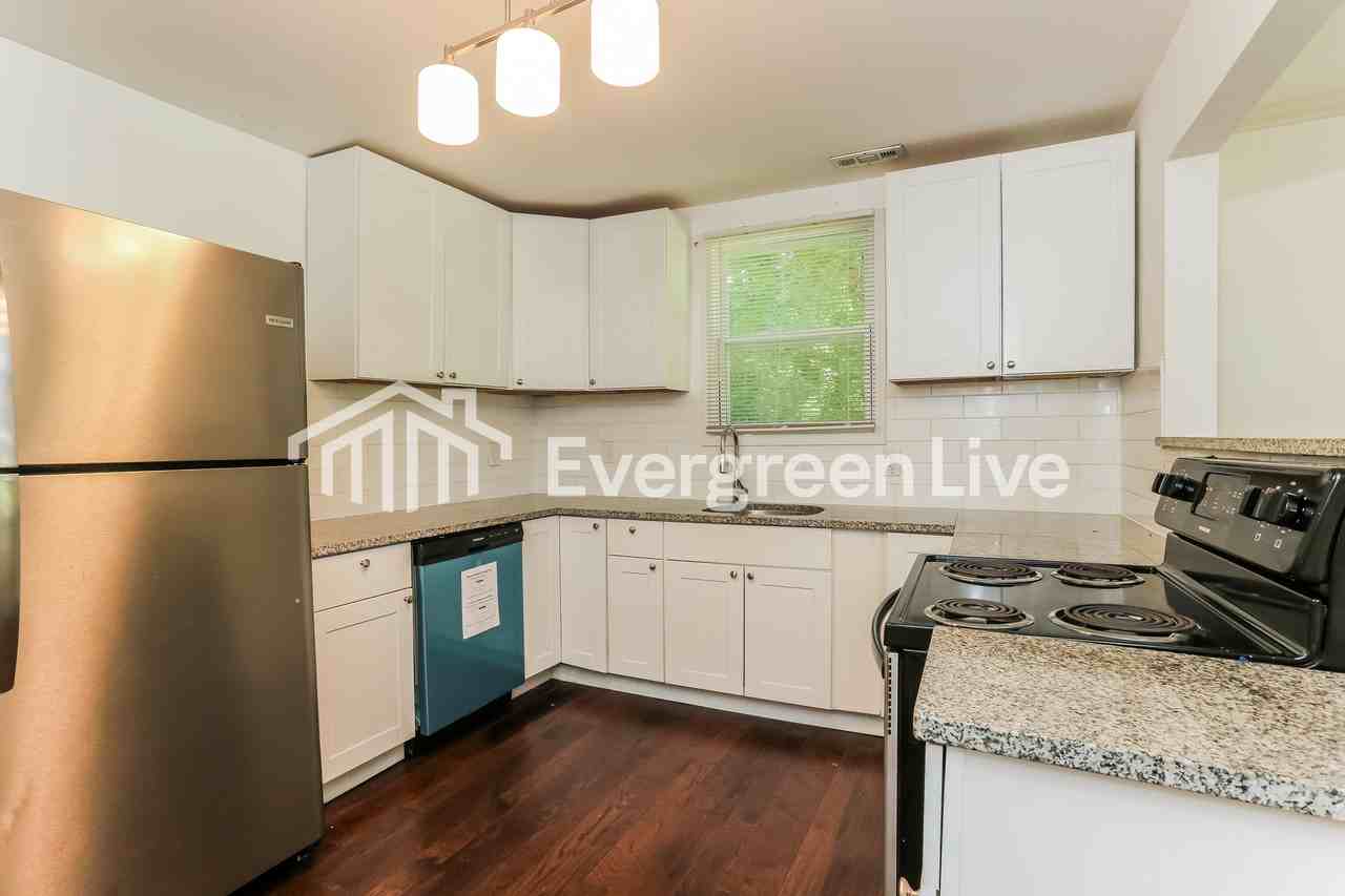 2308 Palmetto Ave Sw - Photo 7 of 15