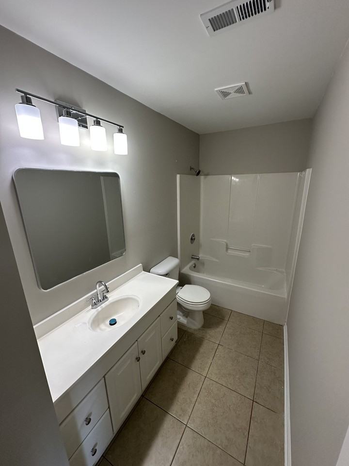 309 Toy Ln #309 - Photo 2 of 11