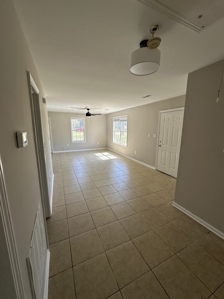309 Toy Ln #309 - Photo 3 of 11