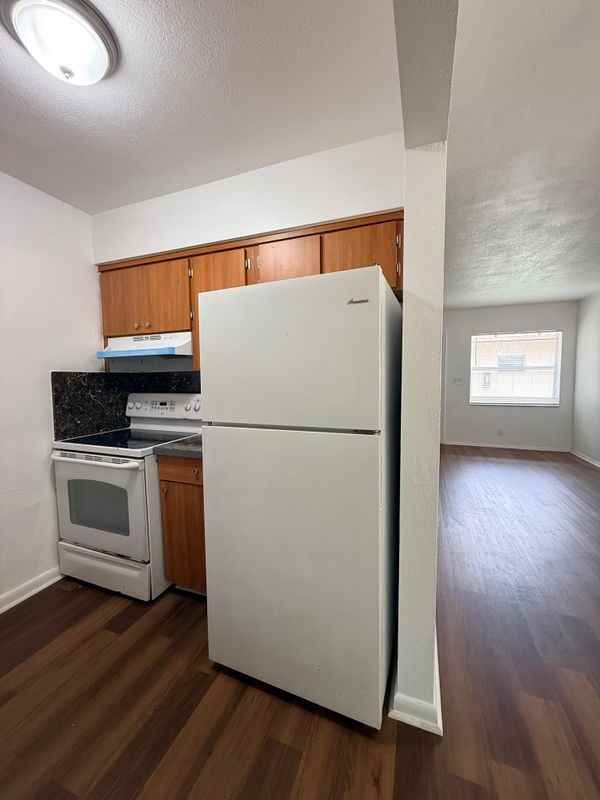 4001 Nw 31st Ave - Photo 5 of 13