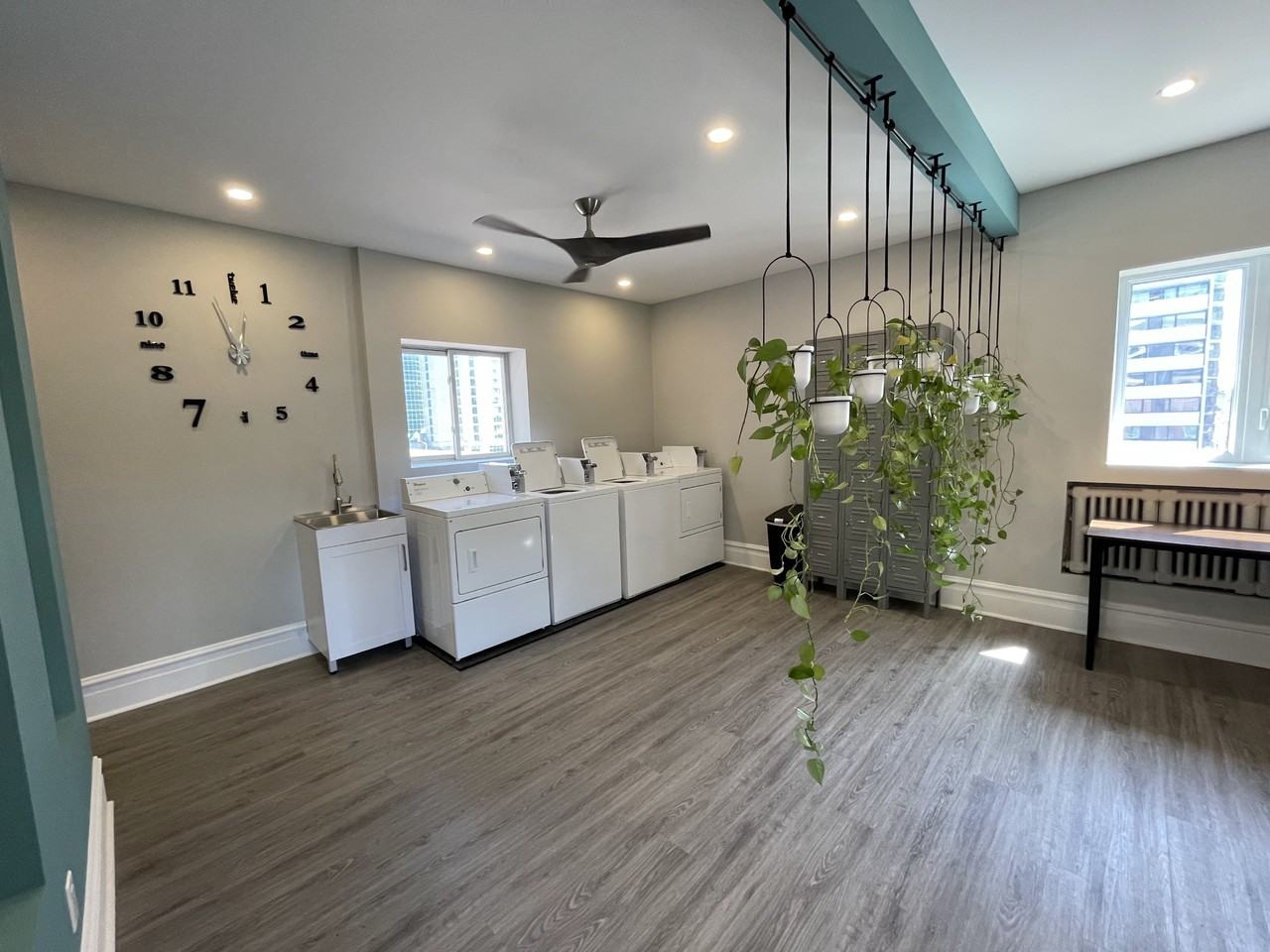 414 Albert St. - Photo 3 of 5