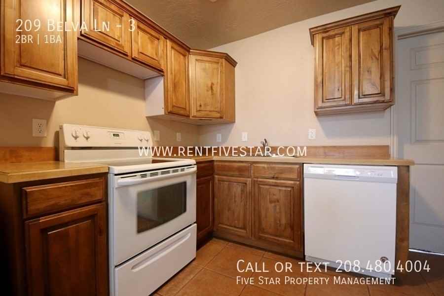 209 Belva Ln #3 - Photo 4 of 12