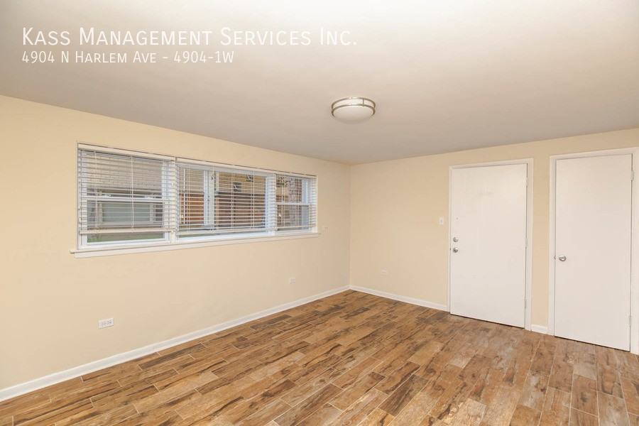 4904 N Harlem Ave #4904-1W - Photo 4 of 8