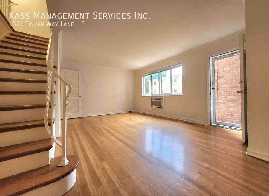 1324 Tinker Way Lane #E - Photo 4 of 20