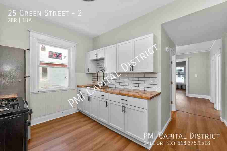 25 Green St #2 - Photo 2 of 21