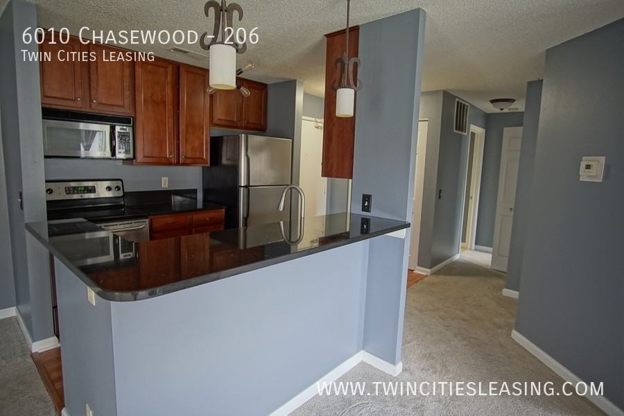 6010 Chasewood Pkwy #206 - Photo 5 of 31