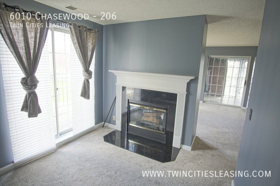 6010 Chasewood Pkwy #206 - Photo 7 of 31
