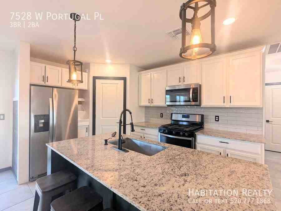 7528 W Portugal Pl - Photo 2 of 20