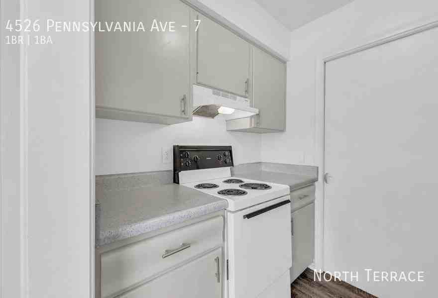 4526 Pennsylvania Ave #7