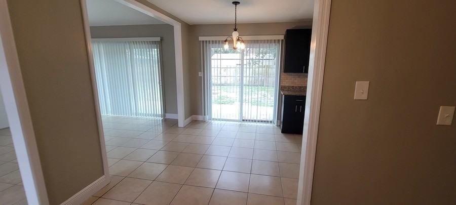 6430 Polk St - Photo 5 of 17