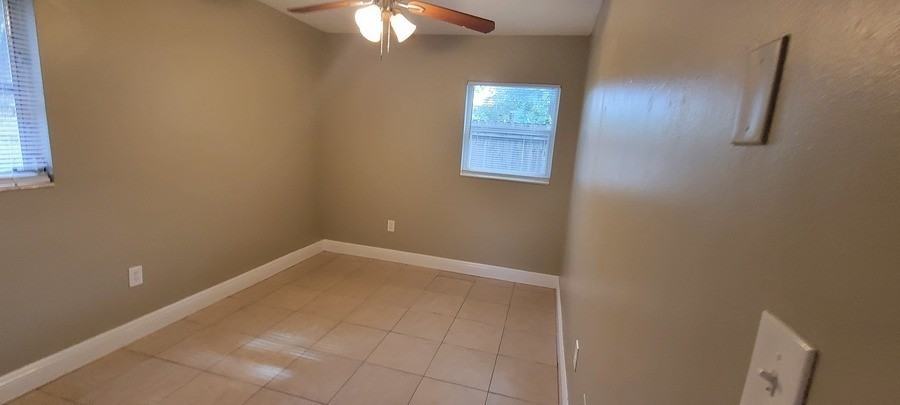 6430 Polk St - Photo 6 of 17